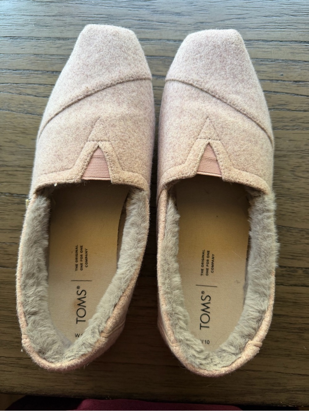 TOMS Women's Blush Pink Slip-On Plush Loafers